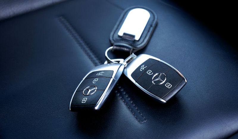 Replace a Battery in a Mercedes Key Fob
